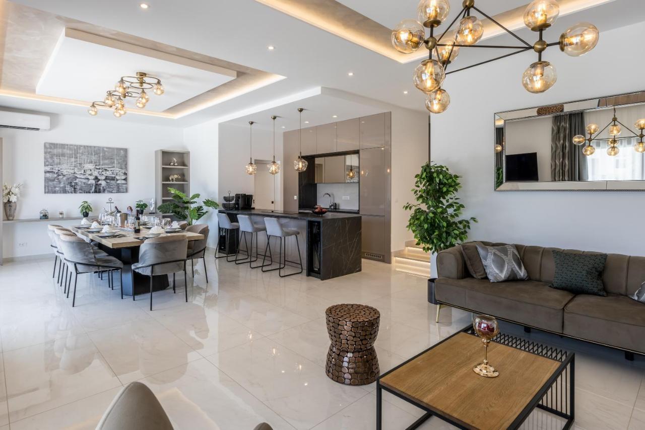 Luxury Villa Diana With Heated Pool And Jacuzzi Dograde Exterior photo